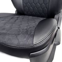 Чехлы Алькантара на Chevrolet Cruze 2009-2015 г.в. Чехлы Алькантара на Chevrolet Cruze 2009-2015 г.в.