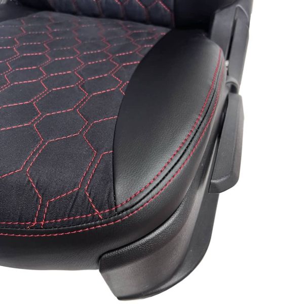 Чехлы Алькантара на Chevrolet Cruze 2009-2015 г.в. Чехлы Алькантара на Chevrolet Cruze 2009-2015 г.в.