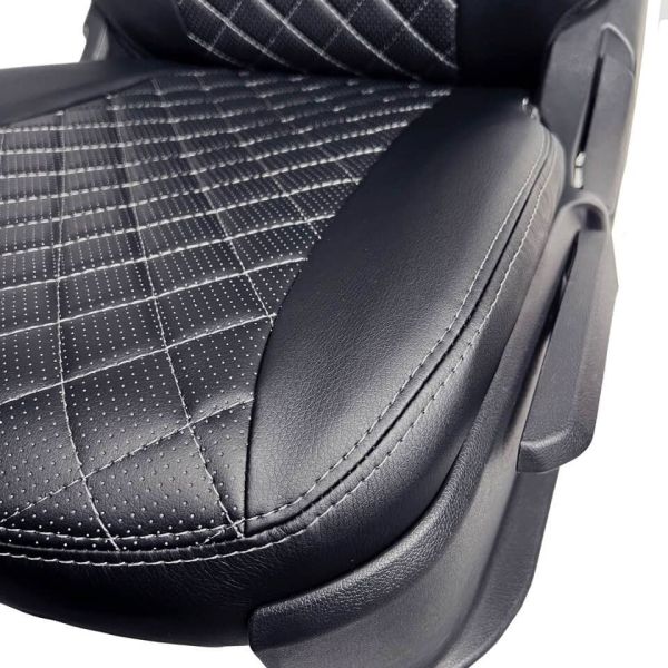 Чехлы Экокожа Ромб на SsangYong Kyron 2006-2015 г.в. Чехлы Экокожа Ромб на SsangYong Kyron 2006-2015 г.в.